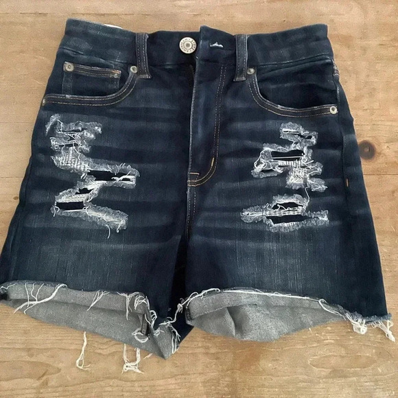 American Eagle Size 00 Next Level Stretch Dark Wash Distressed Shorts - Picture 1 of 9